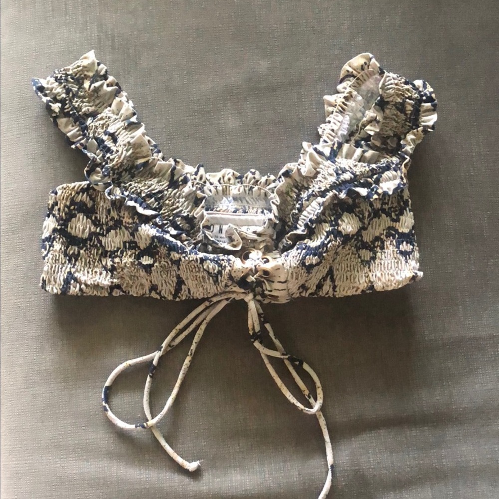 Lioness Bikini Top Size Small
